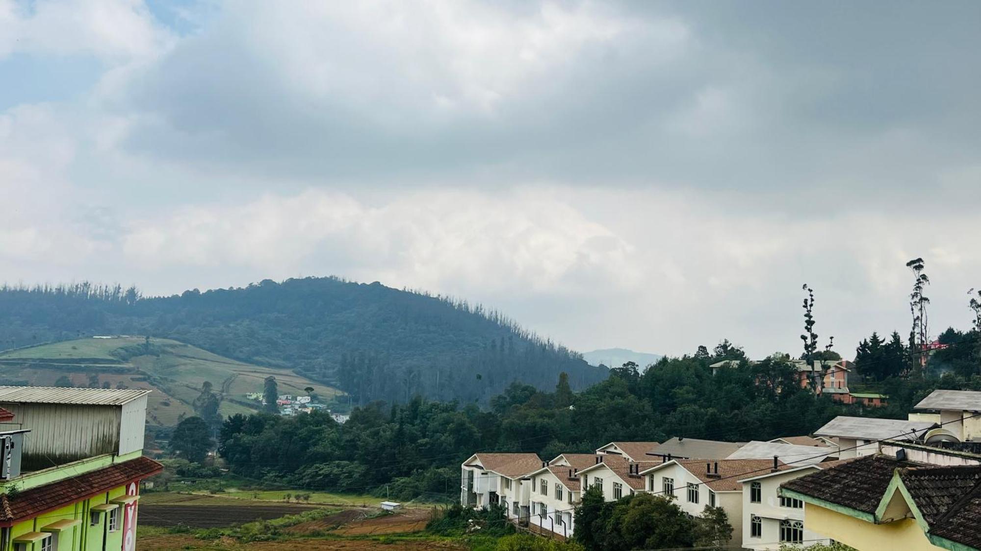 Hidden Doors Apartment Ooty Esterno foto