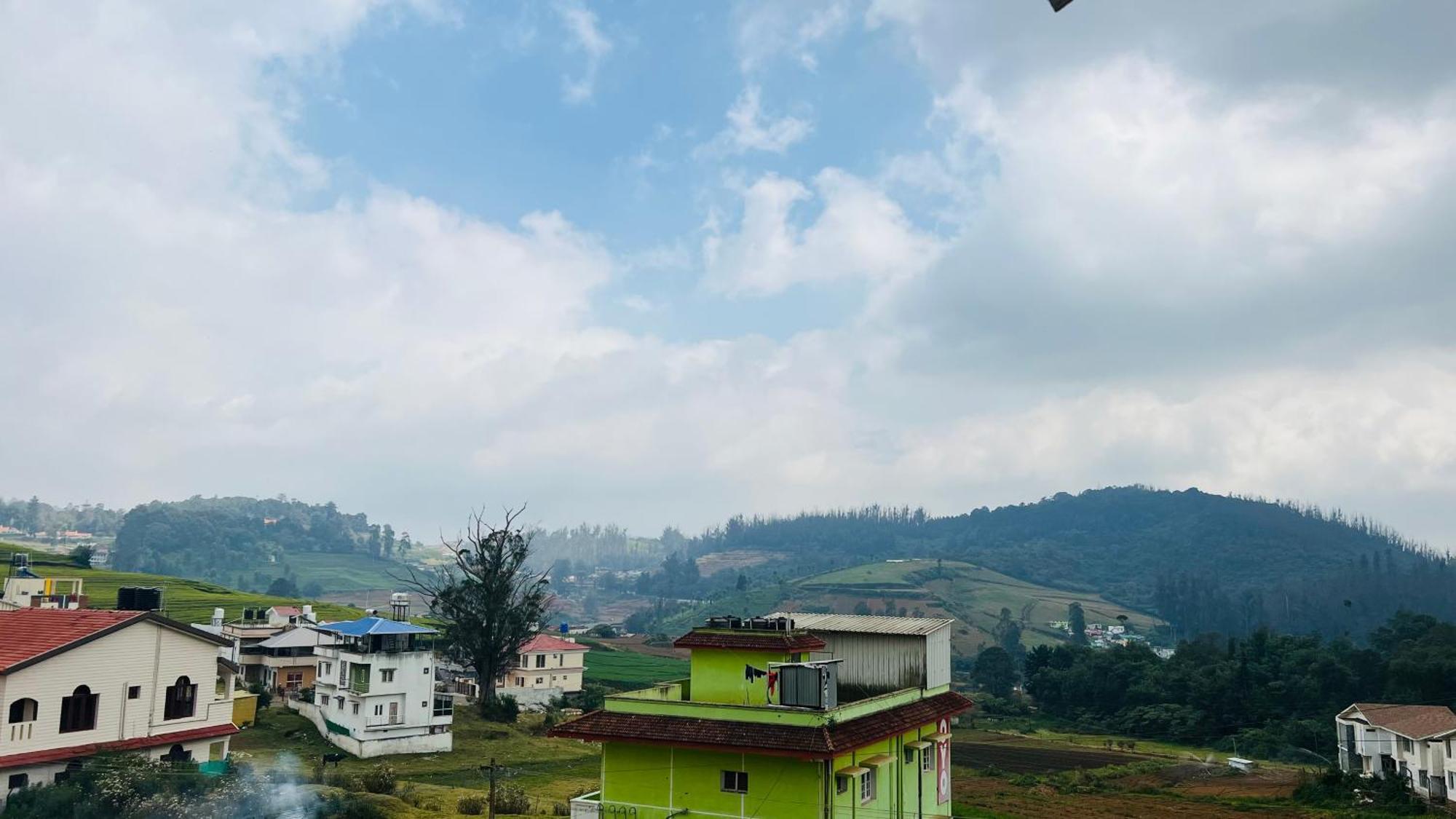 Hidden Doors Apartment Ooty Esterno foto