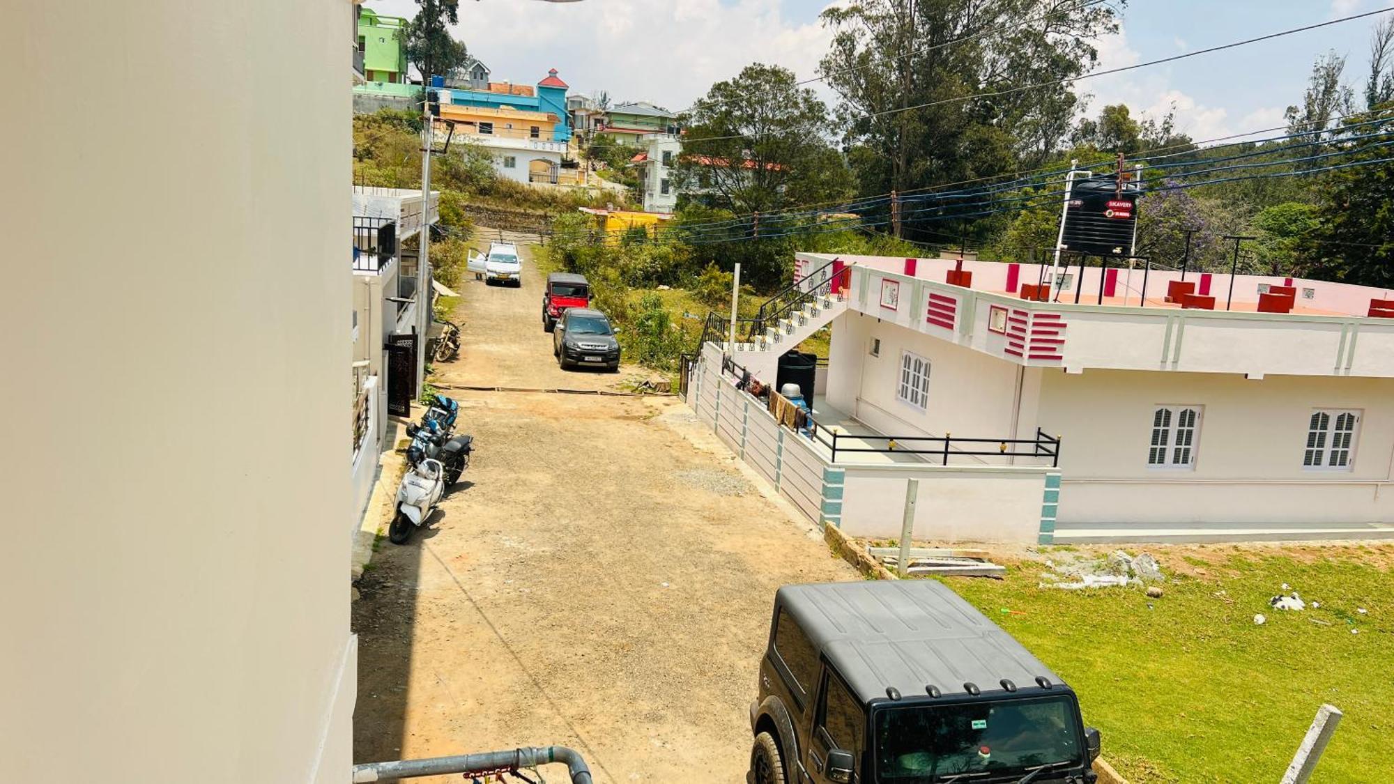 Hidden Doors Apartment Ooty Esterno foto